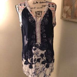 ANTHROPOLOGIE Sequined Embroidered Tunic Tank